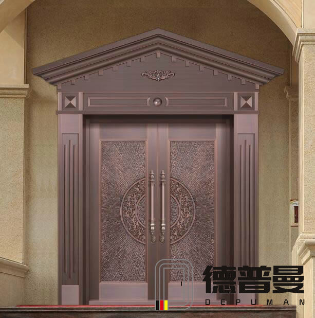 高檔豪華別墅進(jìn)戶用門選擇三角門頭純銅門